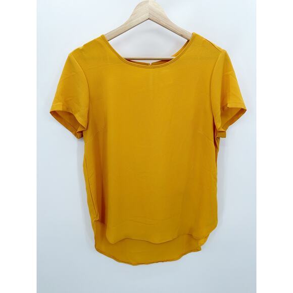 Japna Yellow Short Sleeve‎ High Low Keyhole Button Top Women's Size Medium M - Picture 7 of 7